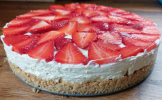 Bearded Baker Strawberry Cheesecake